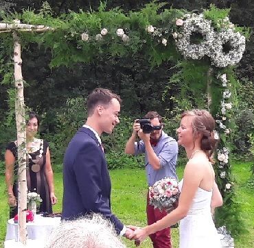 Wedding on grass (Daniela & Pavel)